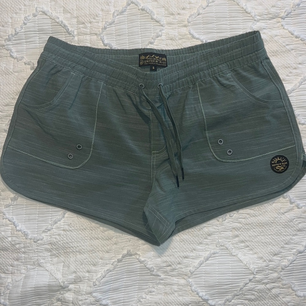 Board shorts